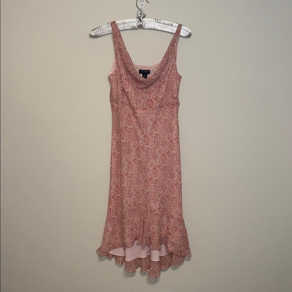 Ann Taylor Pink Patterned High Low Dress - size 12P - 100% silk. F
